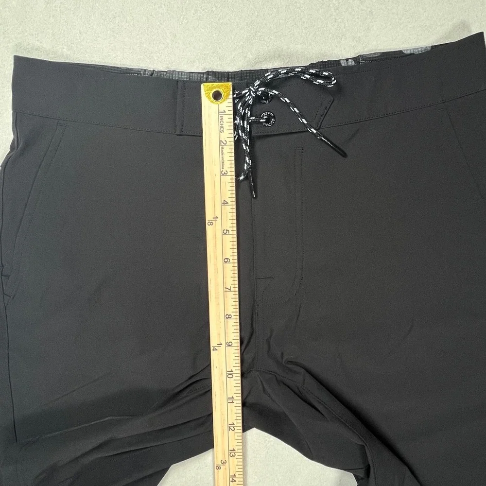 New Greyson Indian Wells Board Shorts Men 32 Black Lace Up Swim Beach Vacation